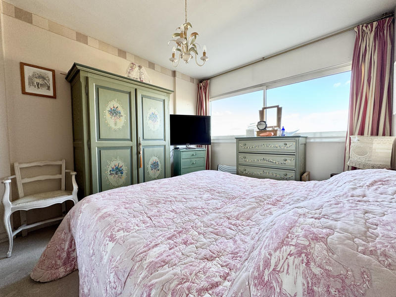 Appartement - 99 m² - 5 pièces