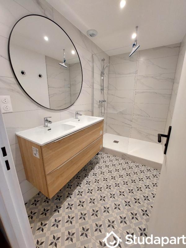 Chambre - 13 m² - 1 pièce