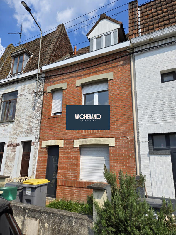 Maison - 86 m² - 4 pièces