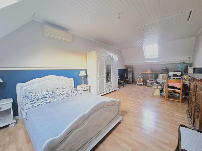 Maison - 142 m² - 7 pièces