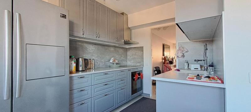 Appartement - 75 m² - 3 pièces