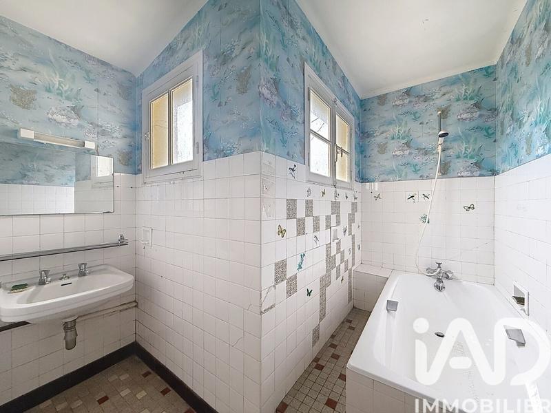 Maison - 194 m² - 8 pièces