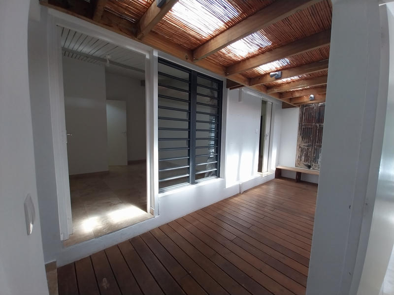 Villa - 185 m² - 6 pièces