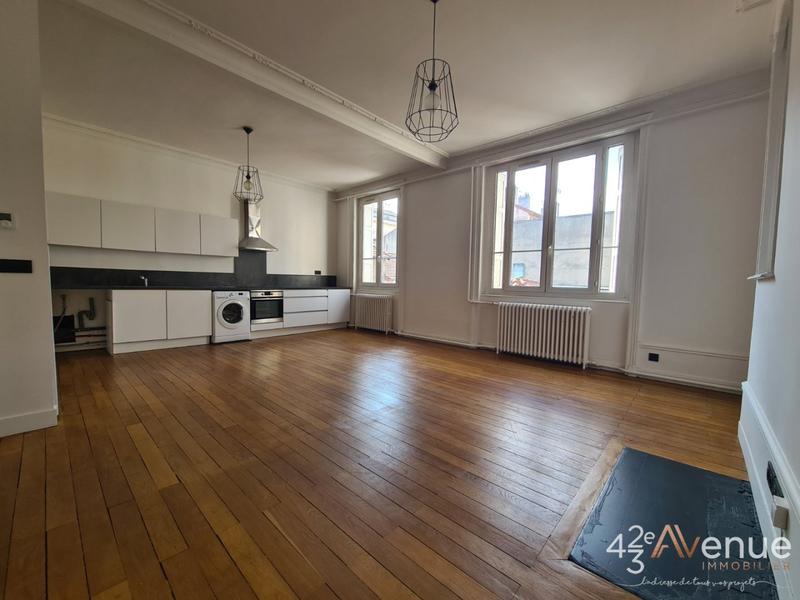 Appartement - 110 m² - 4 pièces
