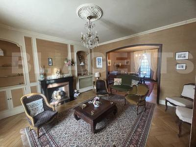 Maison de maîtres - 197 m² - 8 pièces