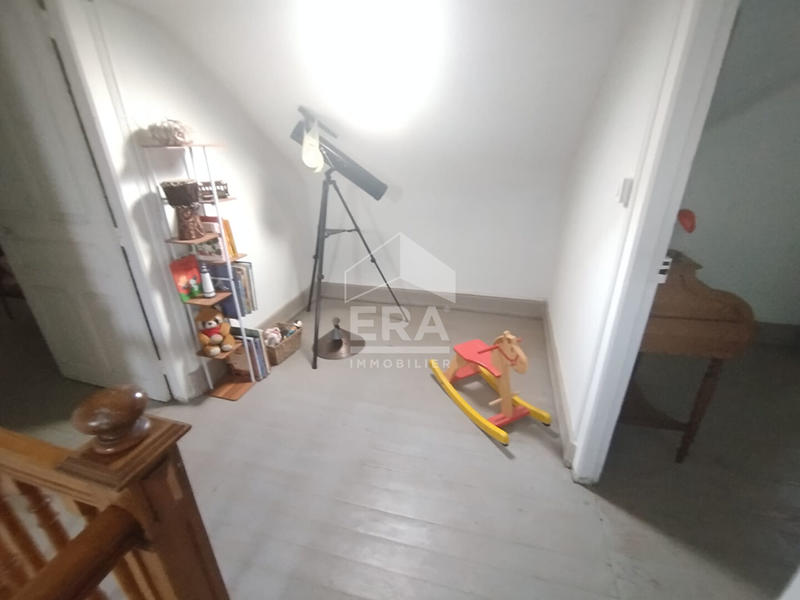 Maison - 203 m² - 8 pièces