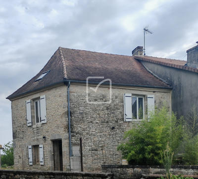 Maison - 80 m² - 5 pièces