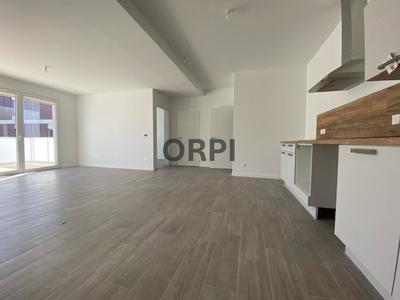 Appartement - 84 m² - 4 pièces