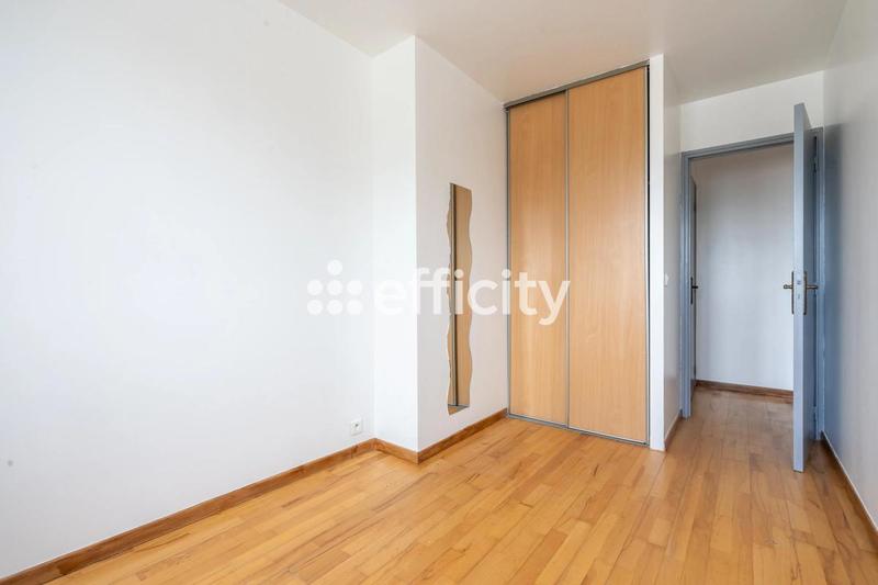 Appartement - 68 m² - 4 pièces