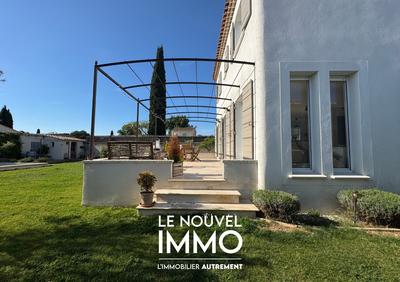 Maison - 104 m² - 4 pièces