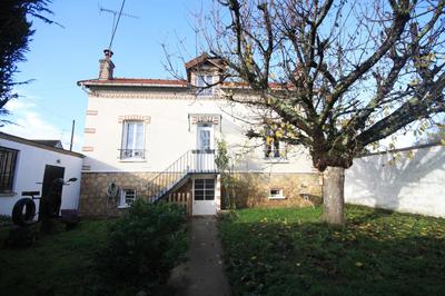 Maison de village - 74 m² - 4 pièces