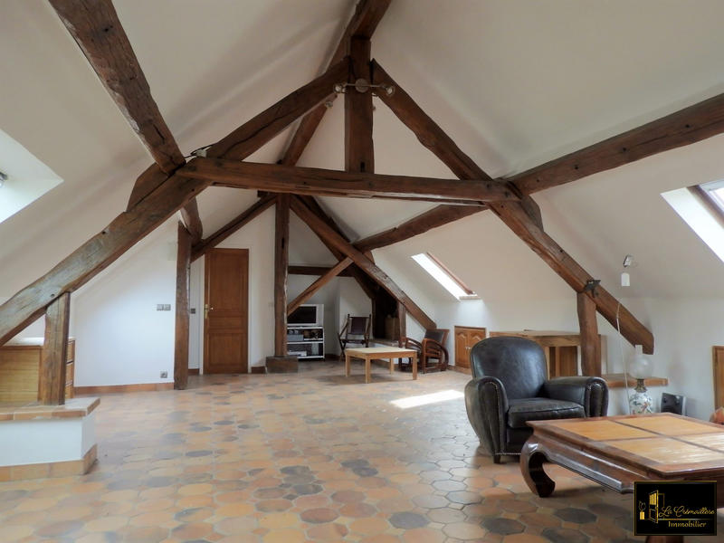 Appartement - 90 m² - 5 pièces