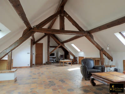 Appartement - 90 m² - 5 pièces