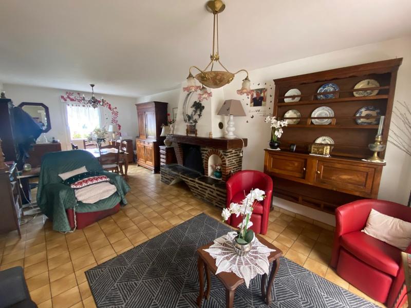 Maison traditionnelle - 113 m² - 7 pièces