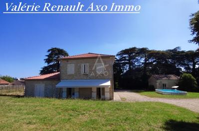 Maison en pierre - 278 m² - 8 pièces