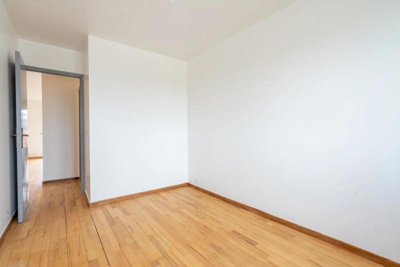 Appartement - 67 m² - 5 pièces