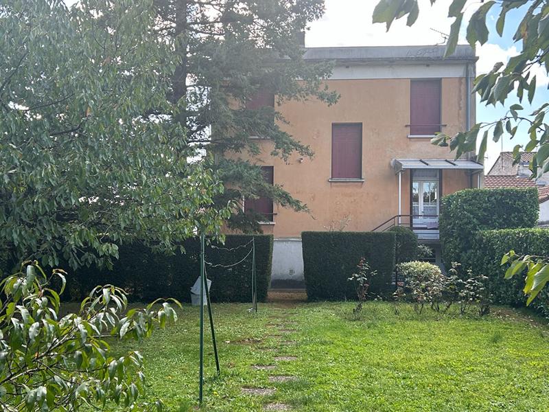 Maison - 89 m² - 5 pièces