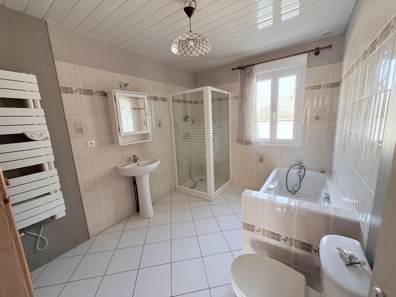 Pavillon - 133 m² - 4 pièces