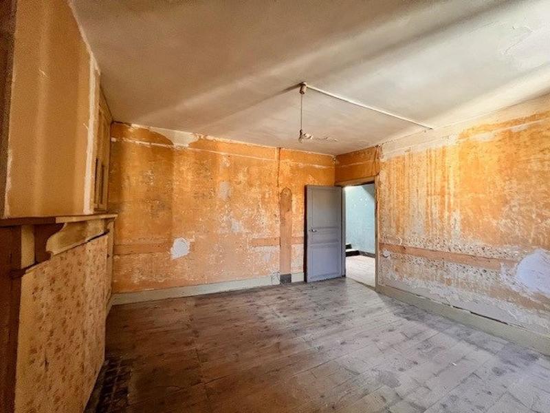 Maison - 210 m² - 9 pièces