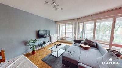 Chambre - 10 m² - 4 pièces