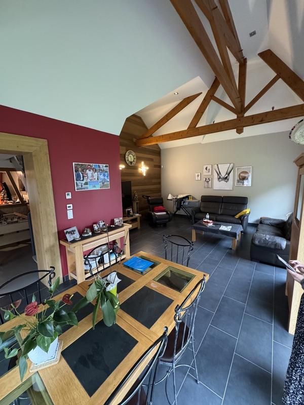 Maison - 142 m² - 7 pièces