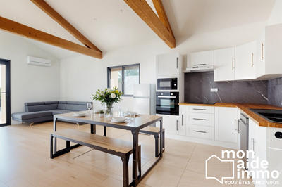 Maison - 85 m² - 4 pièces