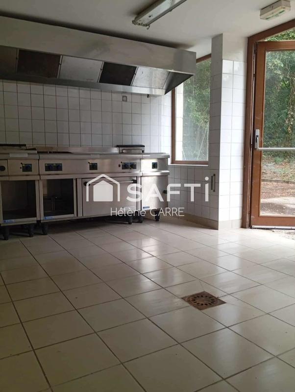 Château - 670 m² - 16 pièces