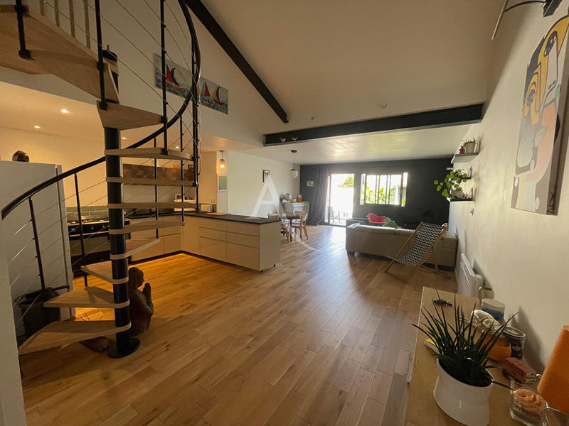 Maison - 82 m² - 3 pièces