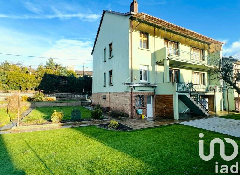 Maison - 188 m² - 8 pièces