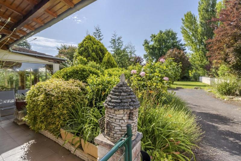 Maison - 177 m² - 8 pièces