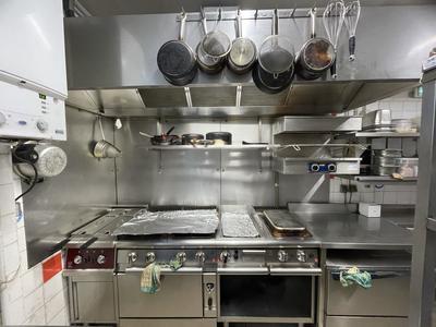 Fonds de commerce - Hôtellerie / Restauration - 140 m²