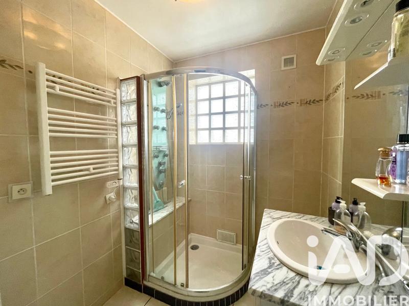 Maison - 111 m² - 6 pièces