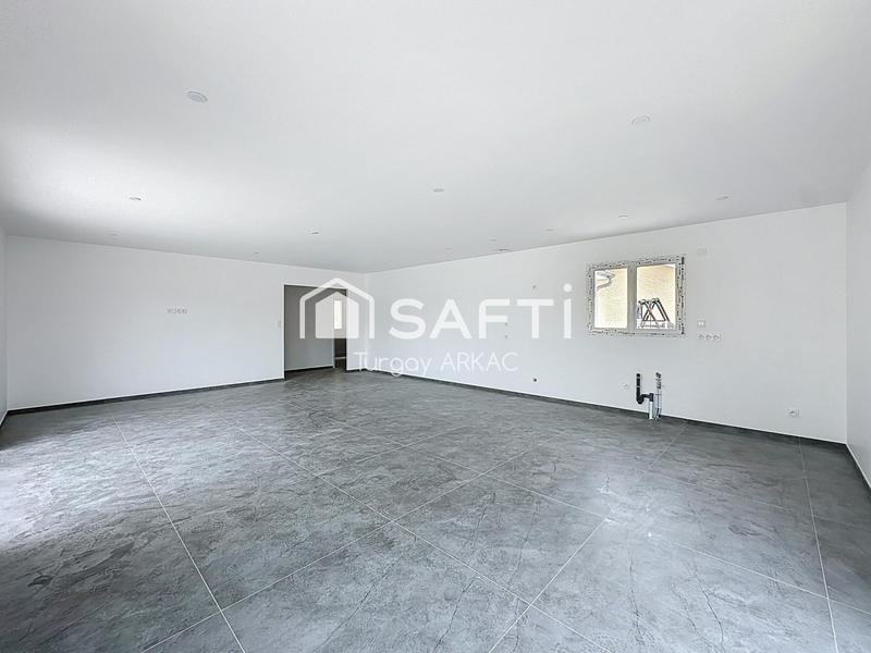 Maison - 123 m² - 5 pièces