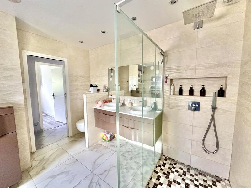 Maison - 140 m² - 3 pièces