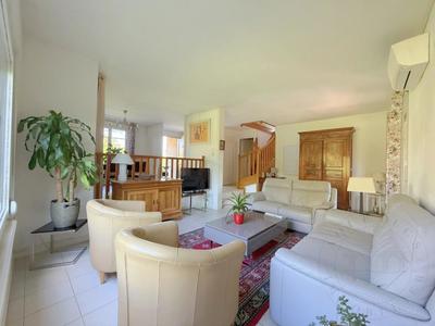 Maison - 131 m² - 6 pièces