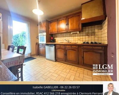 Maison - 85 m² - 4 pièces