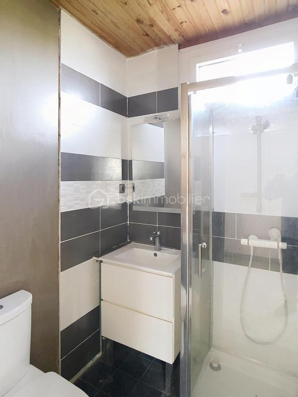 Maison - 182 m² - 8 pièces