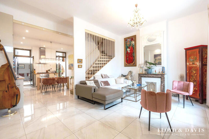 Maison - 170 m² - 5 pièces