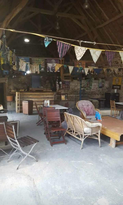 Maison - 293 m² - 14 pièces