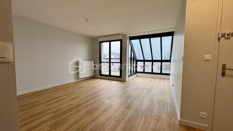 Appartement - 90 m² - 4 pièces