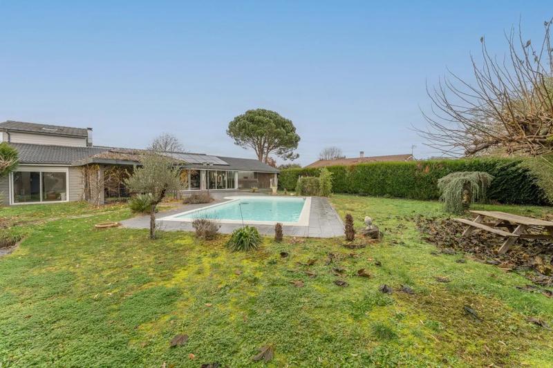 Villa - 162 m² - 7 pièces