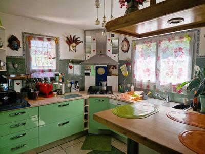 Maison - 179 m² - 6 pièces