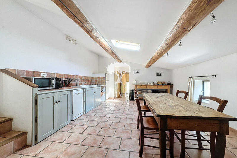 Maison de village - 280 m² - 14 pièces