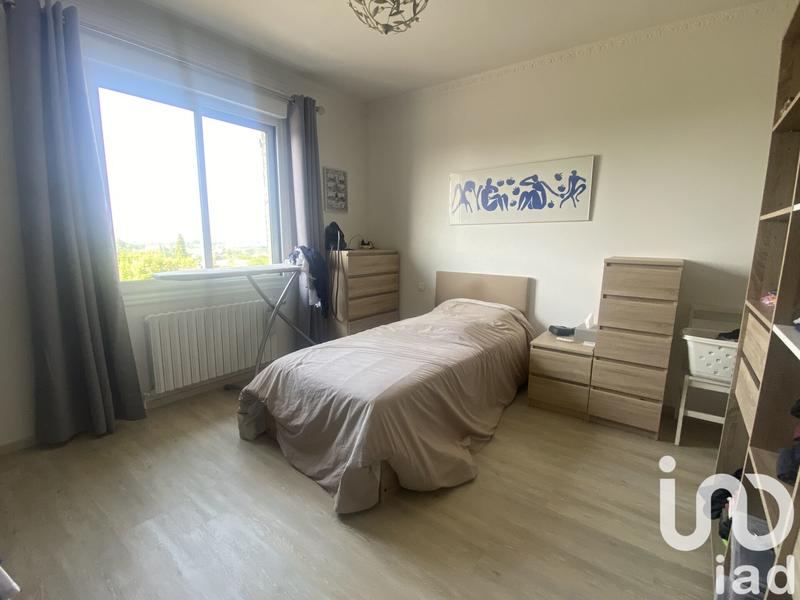 Maison - 217 m² - 8 pièces