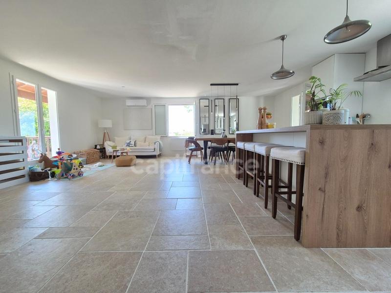 Maison - 150 m² - 6 pièces