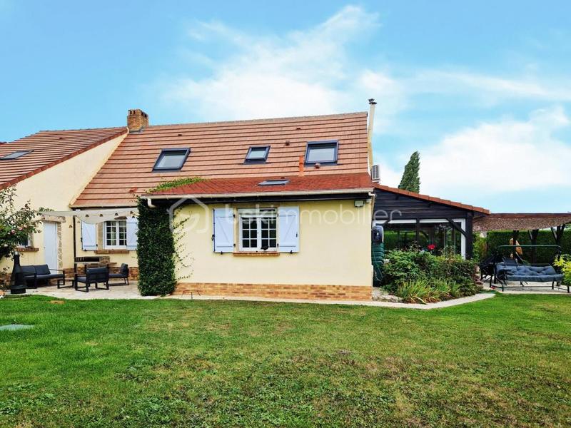 Maison - 143 m² - 7 pièces