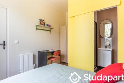 Chambre - 15 m² - 1 pièce