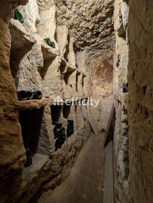 Parking / Garage - 60 m²