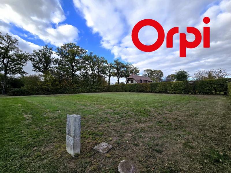 Terrain constructible - 1 200 m²