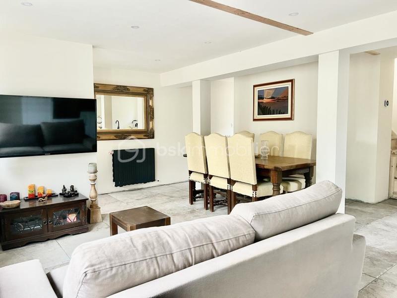 Maison - 86 m² - 4 pièces